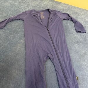 18-24 Kyte baby onesie zipper navy NEW - looks faded from flash